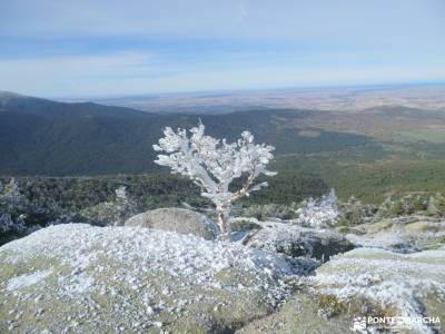 Peña Citores desde Puente de la Cantina, Camino Viejo de El Paular;islas ons pico almanzor brihuega 